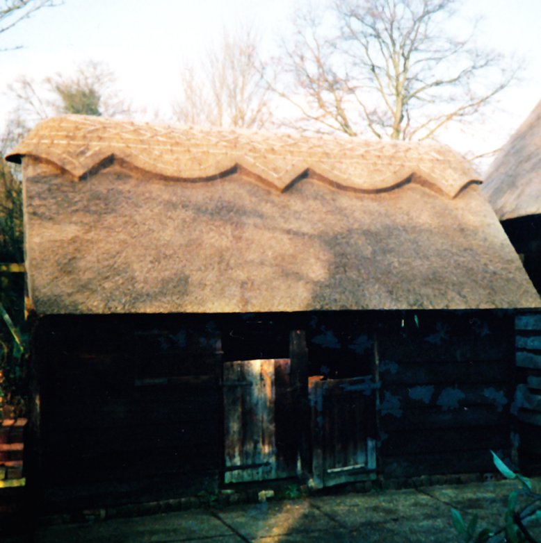 traditionalthatchercambsbedsbarn1